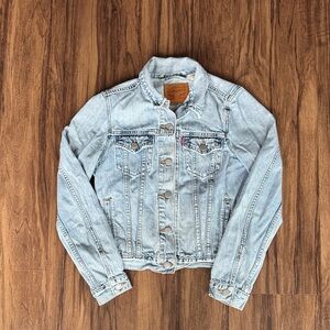 Levi's Classic Light Blue Denim Jacket